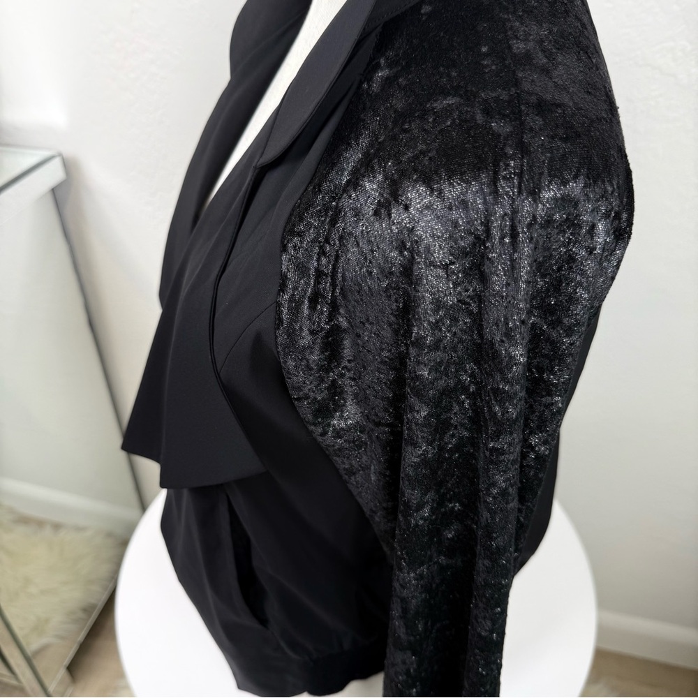 BCBGeneration Black Draped Open-Front Blazer/Text… - image 5